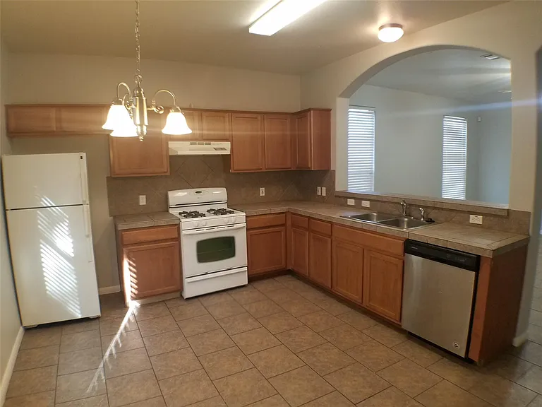 2502 Allred Dr #A — Photo 9