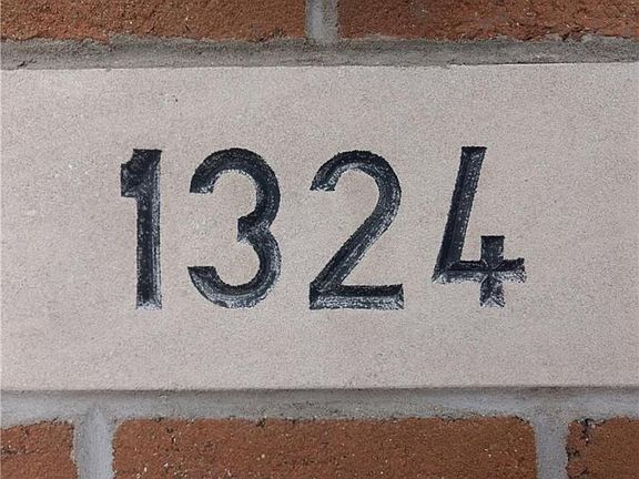 3rd image of 1324 Presidents St