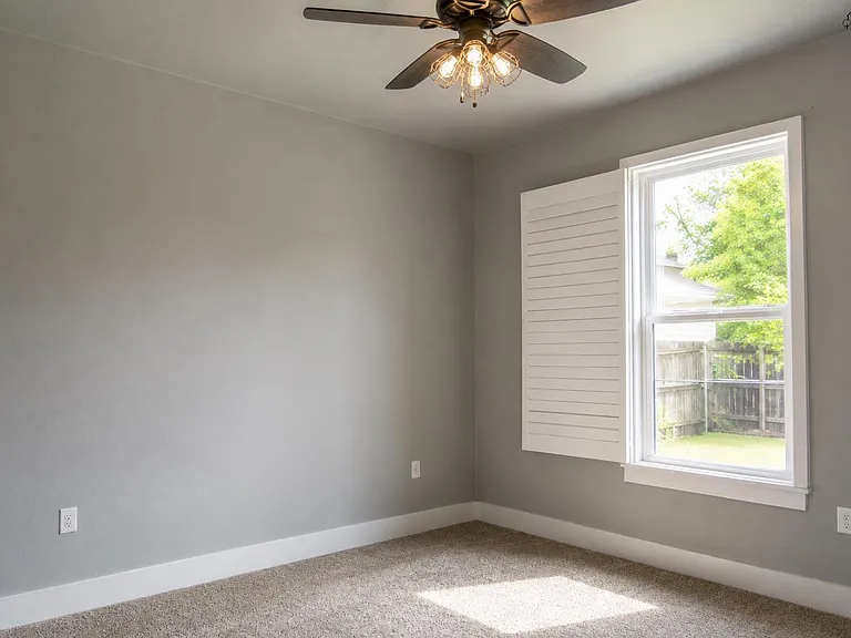1714 Shoal Creek Dr — Photo 15
