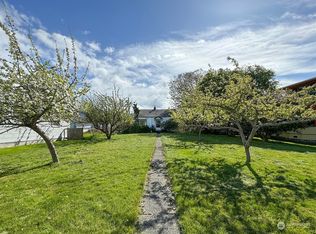 312 W 5th St, Port Angeles, WA