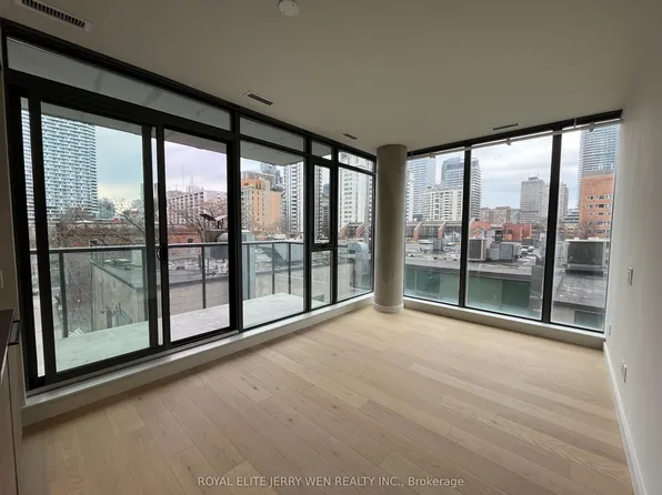 81 Wellesley St E, Toronto, ON