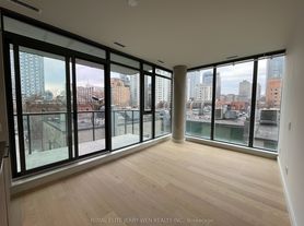 81 Wellesley St E