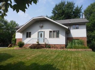 2436 Capri Dr, Schererville, IN