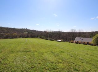 6199 S Blackburn Rd, Athens, OH 45701