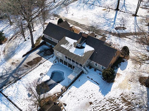 3rd image of 6509 Cedar Neck Rd