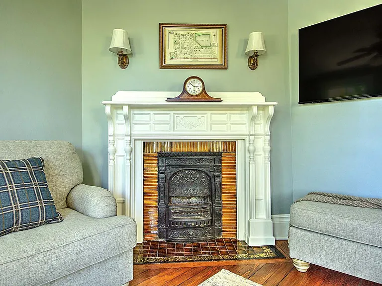 240 Brown St #2 — Photo 23