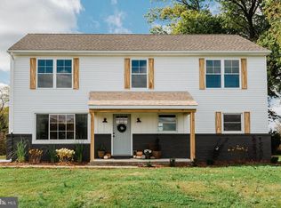 18 Refton Rd, Willow Street, PA 17584