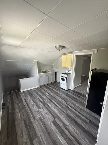 3524 Bosworth Rd Photo 1