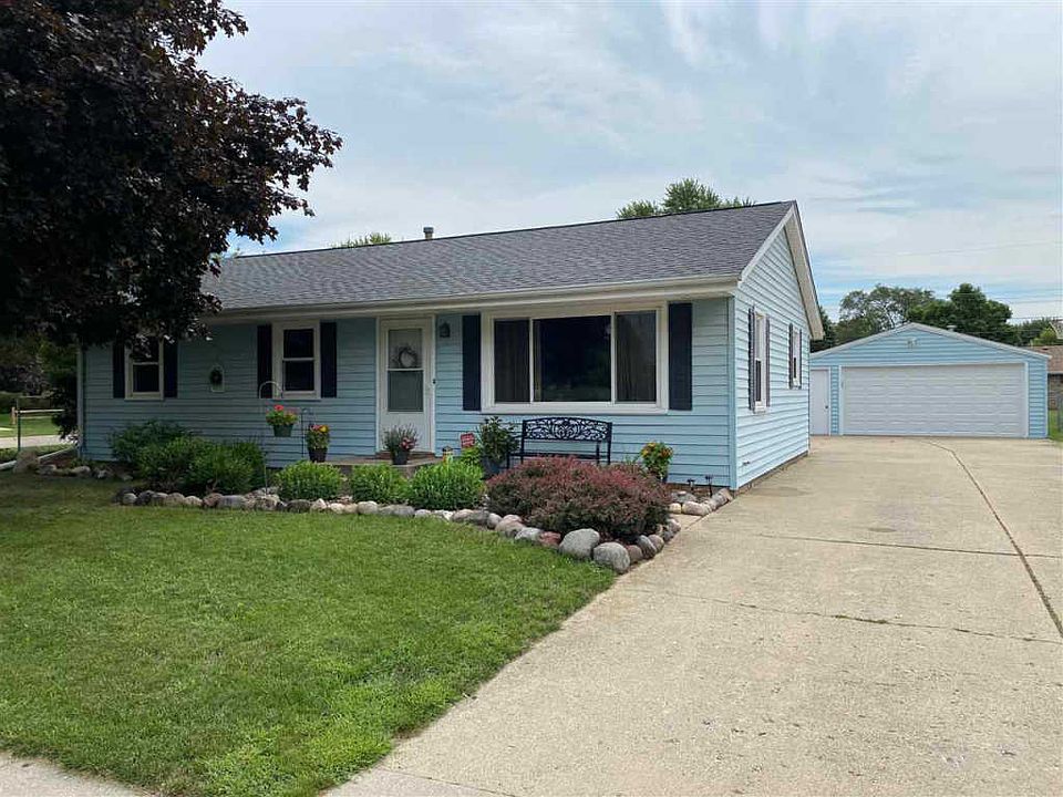1st image of 8119 Scott Ln