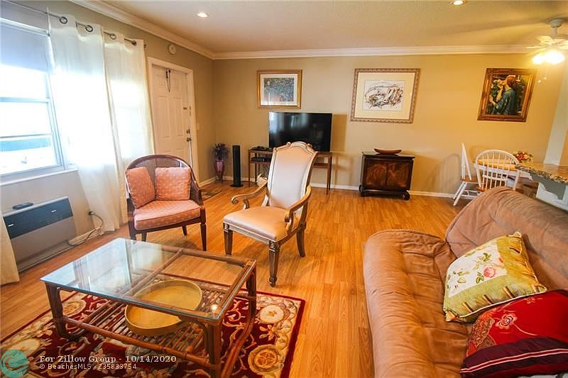 1st image of 238 Newport O #O