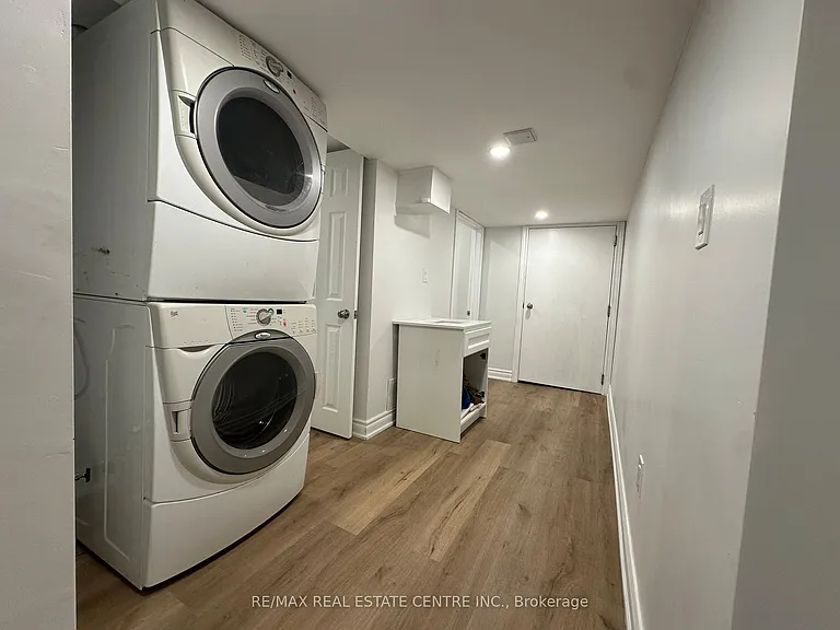 67 York Rd #BASEMENT — Photo 16