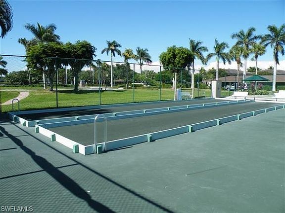 4th image of 260 Seaview Ct APT 207