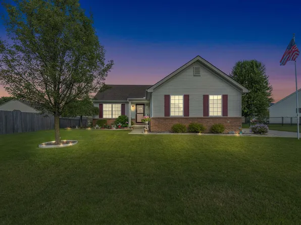 35898 Covington Ln, New Baltimore, MI 48047