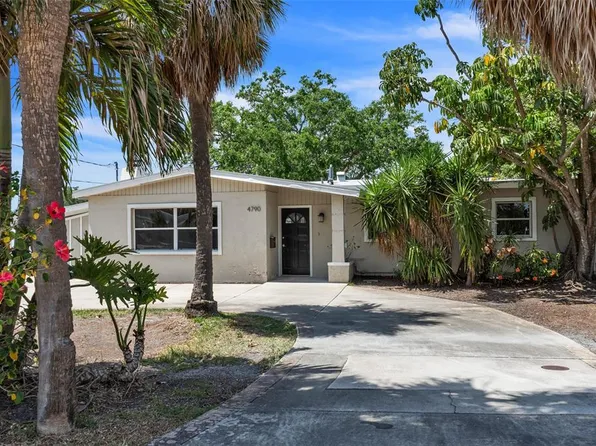 4790 Shore Acres Blvd NE, Saint Petersburg, FL 33703