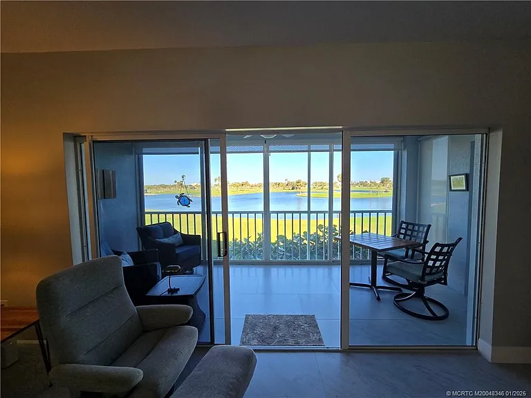 185 NE Edgewater Dr #5105 — Photo 11