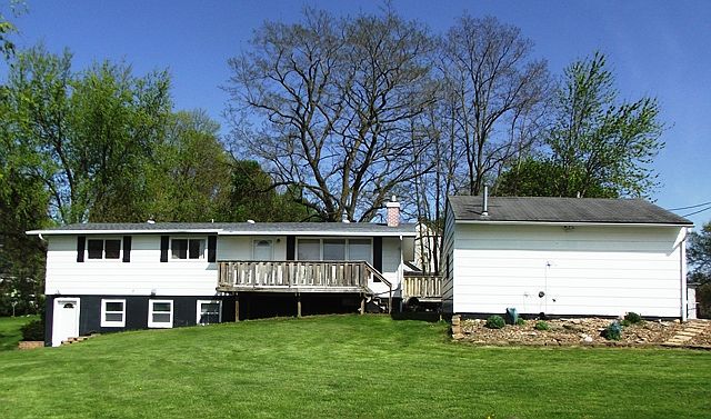 203 E Cass