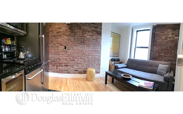 Rented by Douglas Elliman | media 29