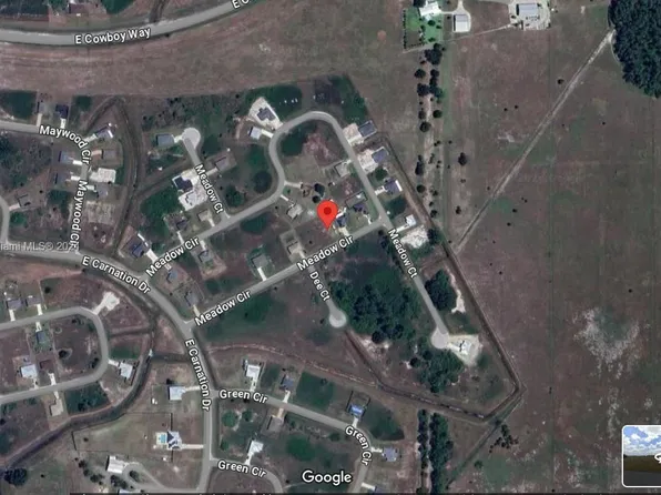 9036 Meadow Cir, Labelle, FL 33935