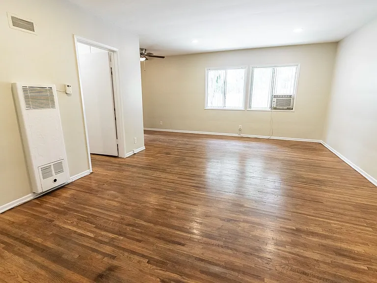 652 Veteran Ave — Photo 80