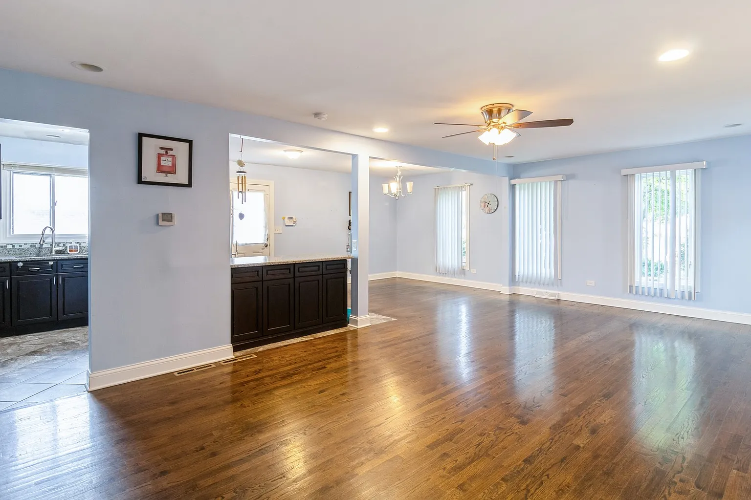 1228 N Fischer Dr photo 1