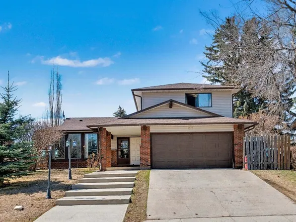 677 E Wallace Dr, Carstairs, AB T0M 0N0