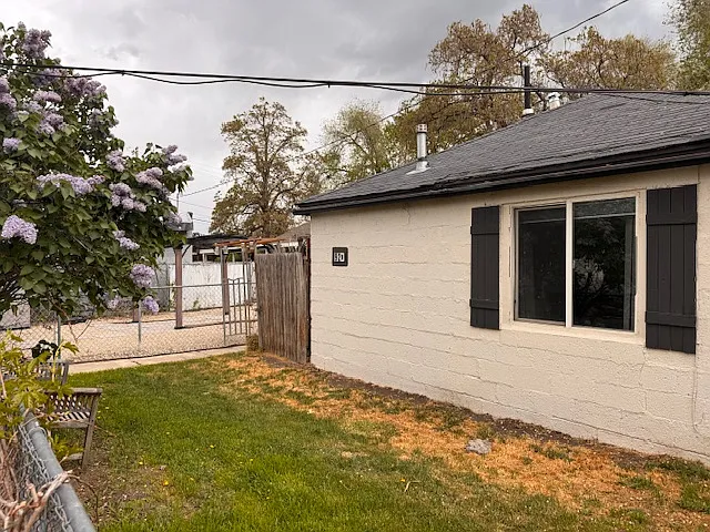 Side yard
