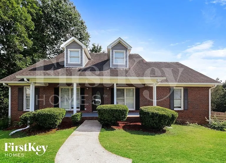 5263 Highland Trace Cir — Photo 1