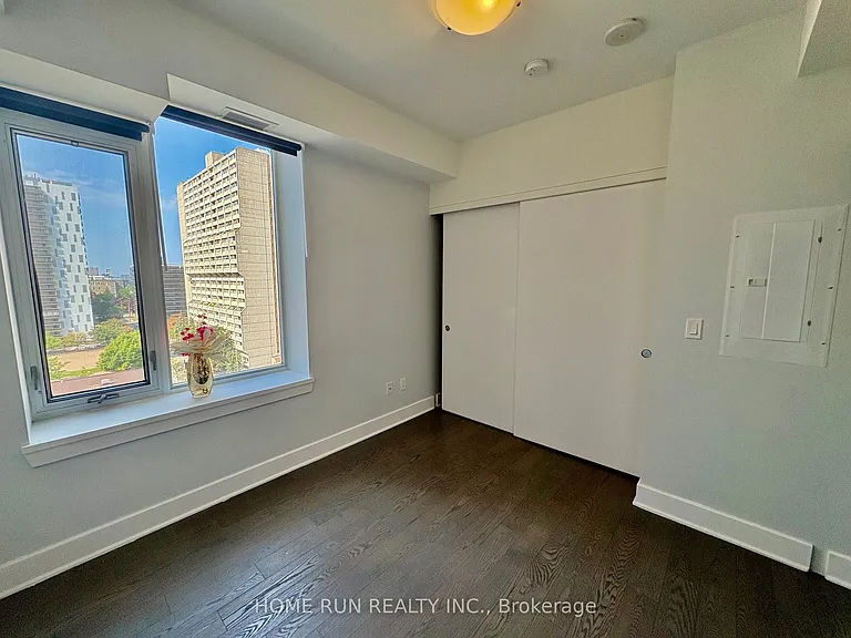 255 Bay St #3 — Photo 22