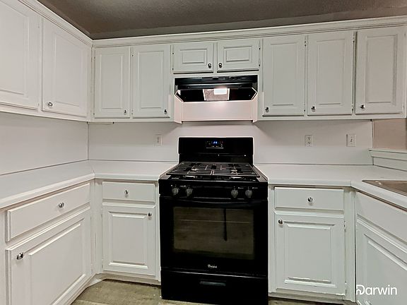 5th image of 2000 Foster Trace Ct