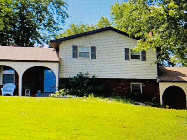 977 Donna Dr