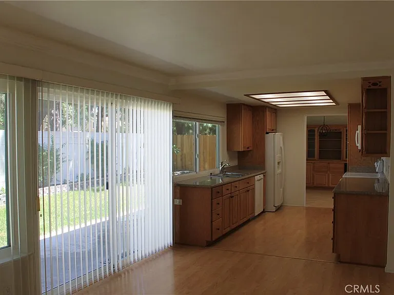 3881 Hendrix St — Photo 22