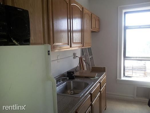 3rd image of 8907 102nd St #1914948