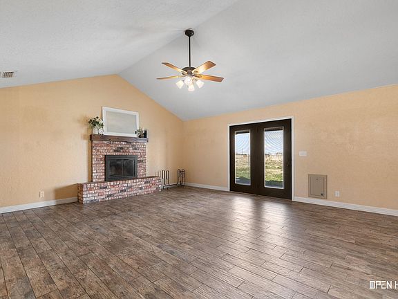 4th image of 3041 Watts Rd