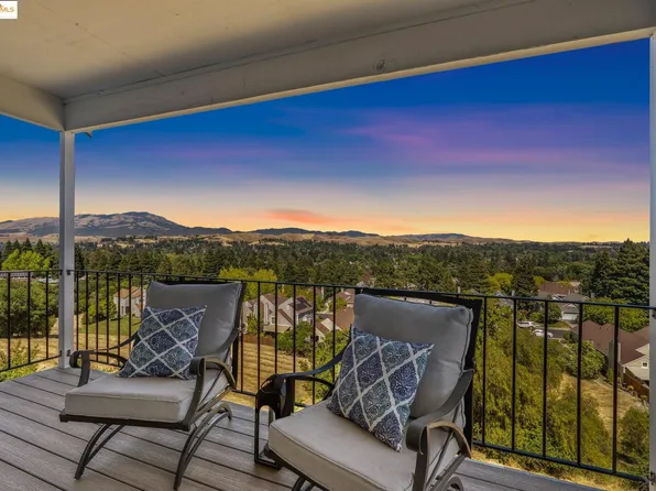 1851 Mockingbird Pl, Danville, CA 94526