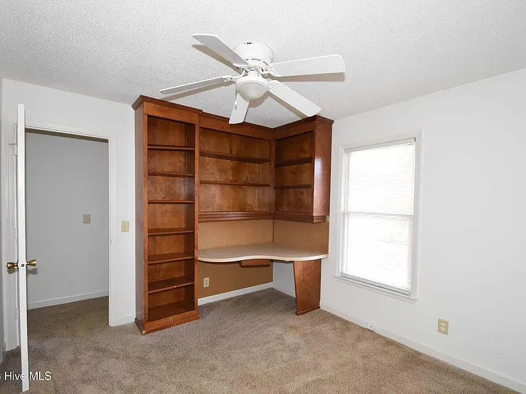 1829 Quail Ridge Rd #K — Photo 13