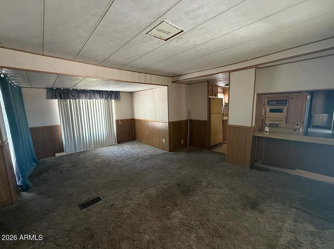 3 bed, 1.5 bath, 924 sqft, $1,400 — Photo 4
