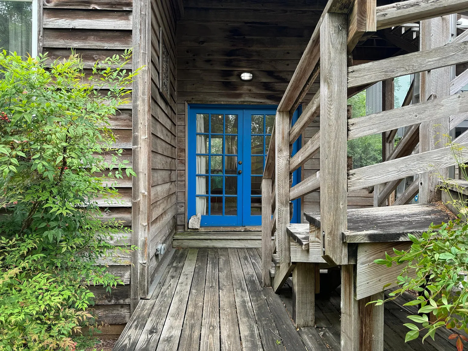 Studio, 704 sqft, $1,495 — Photo 2