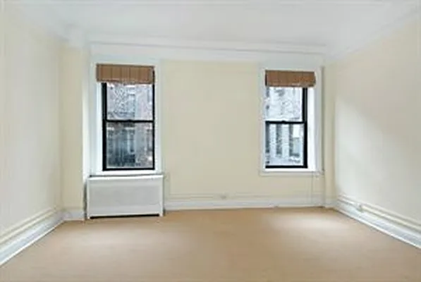 Sold by Douglas Elliman | media 20