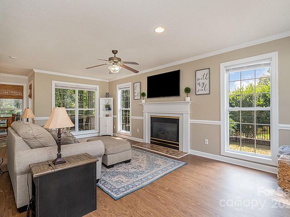 5th image of 1299 Fenwick Hall Ct