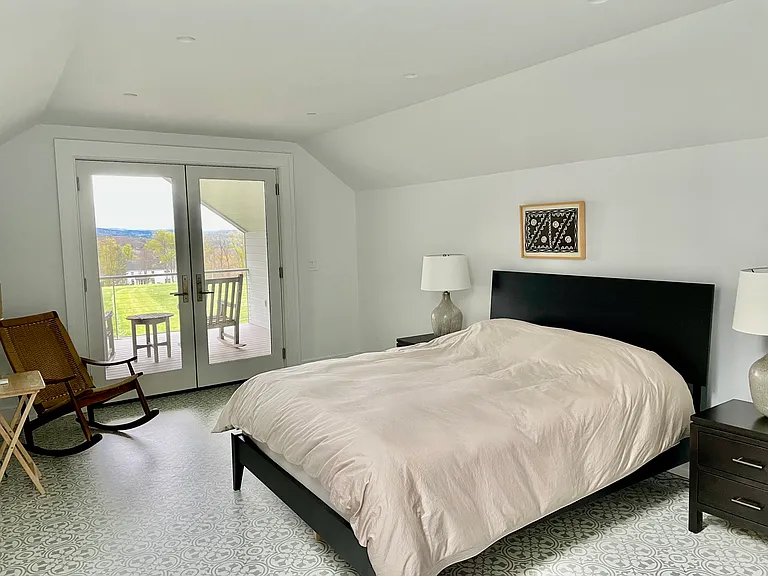323 Haddock Hill Rd — Photo 14