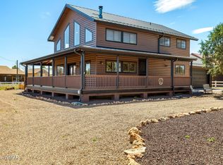 2757 Sunflower Dr, Overgaard, AZ 85933