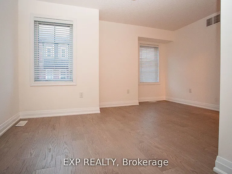 445 Ontario St S #105 — Photo 3