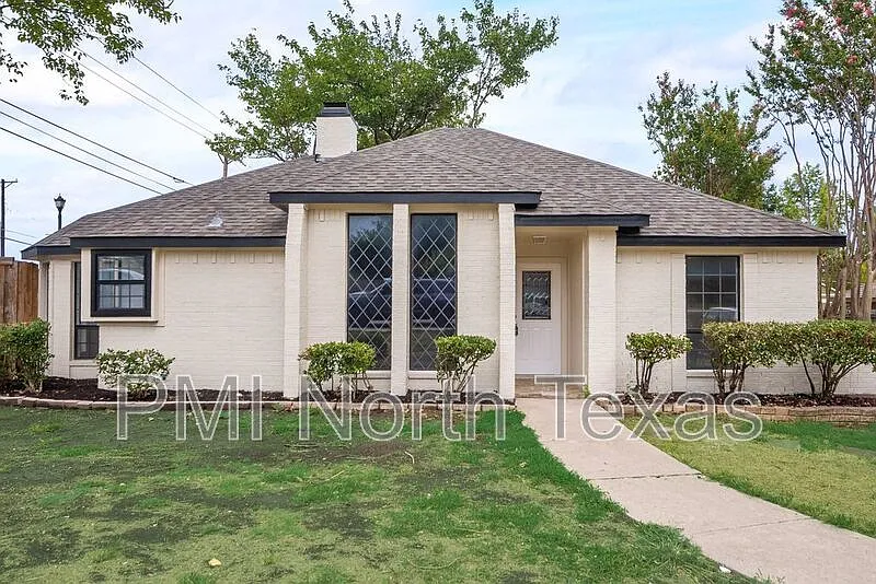 3 bed, 2.0 bath, 1648 sqft, $2,250 — Photo 4