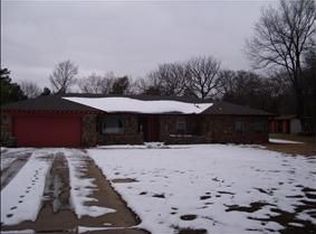 4606 Springlake Dr, Norman, OK 73072