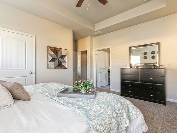 Phoenix Owner s Suite