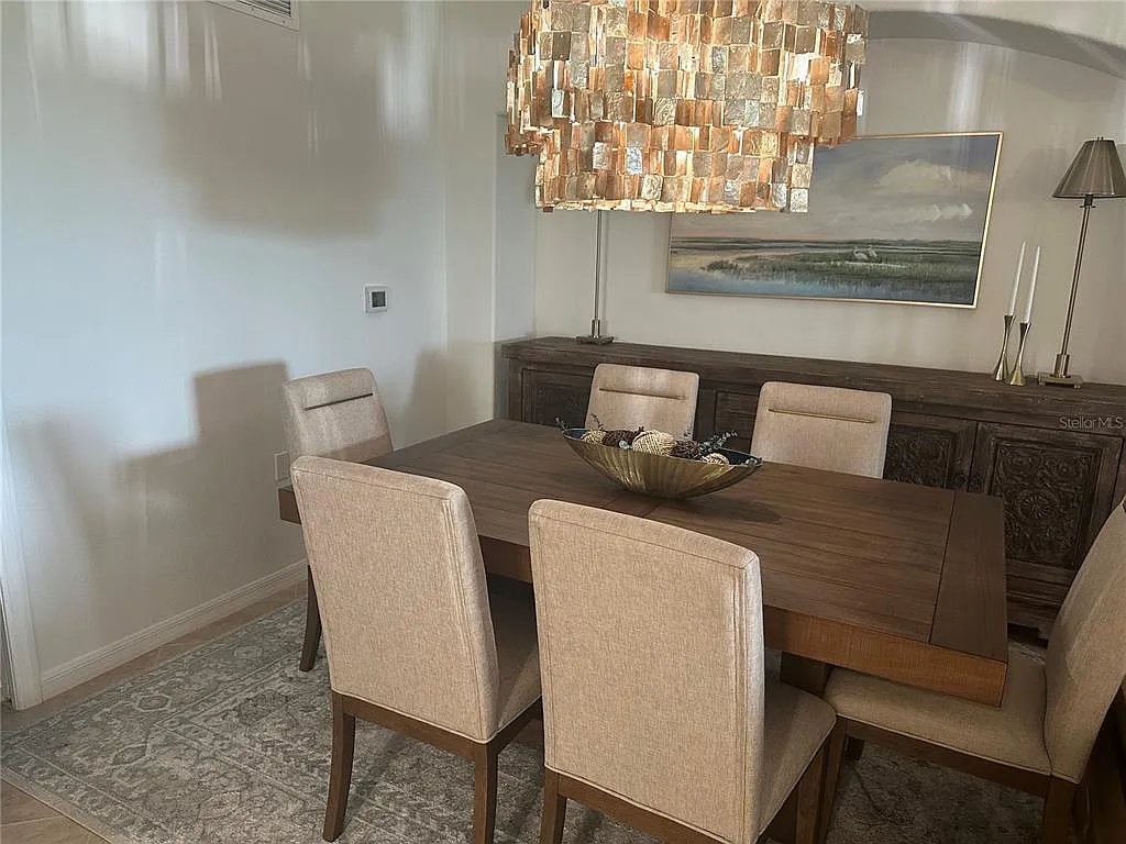 3 bed, 2.0 bath, 1786 sqft, $2,800 — Photo 4