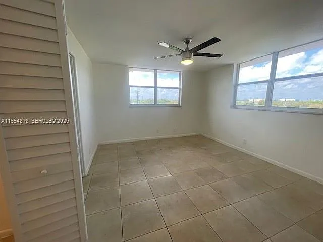 1830 Dixianna St #606 — Photo 12