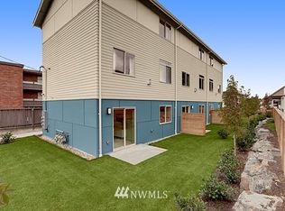 769 NE North St #74, Seattle, WA 98133