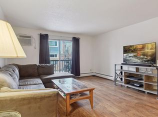 7414 W 22nd St APT 212, Minneapolis, MN 55426