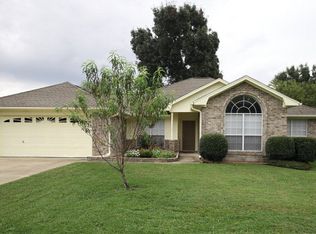 6370 Durango Dr, Beaumont, TX 77708